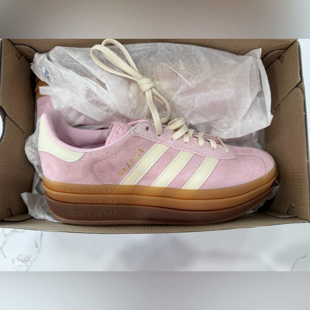 Brand new Gazelle size 8